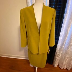 Preston York ladies Skirt Suit Size 16